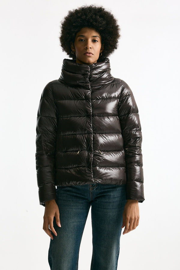 Piumino corto cioccolato donna Herno