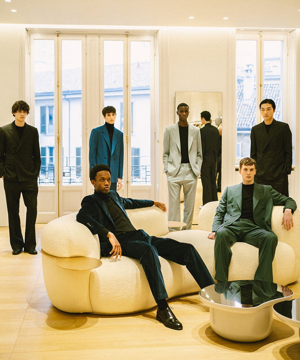 Tagliatore uomo primavera estate 2023: la tradizione sposa il colore