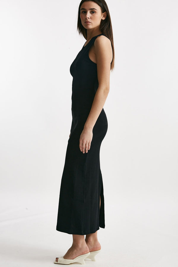 abito lungo nero lavorazione a costine donna Federica tosi