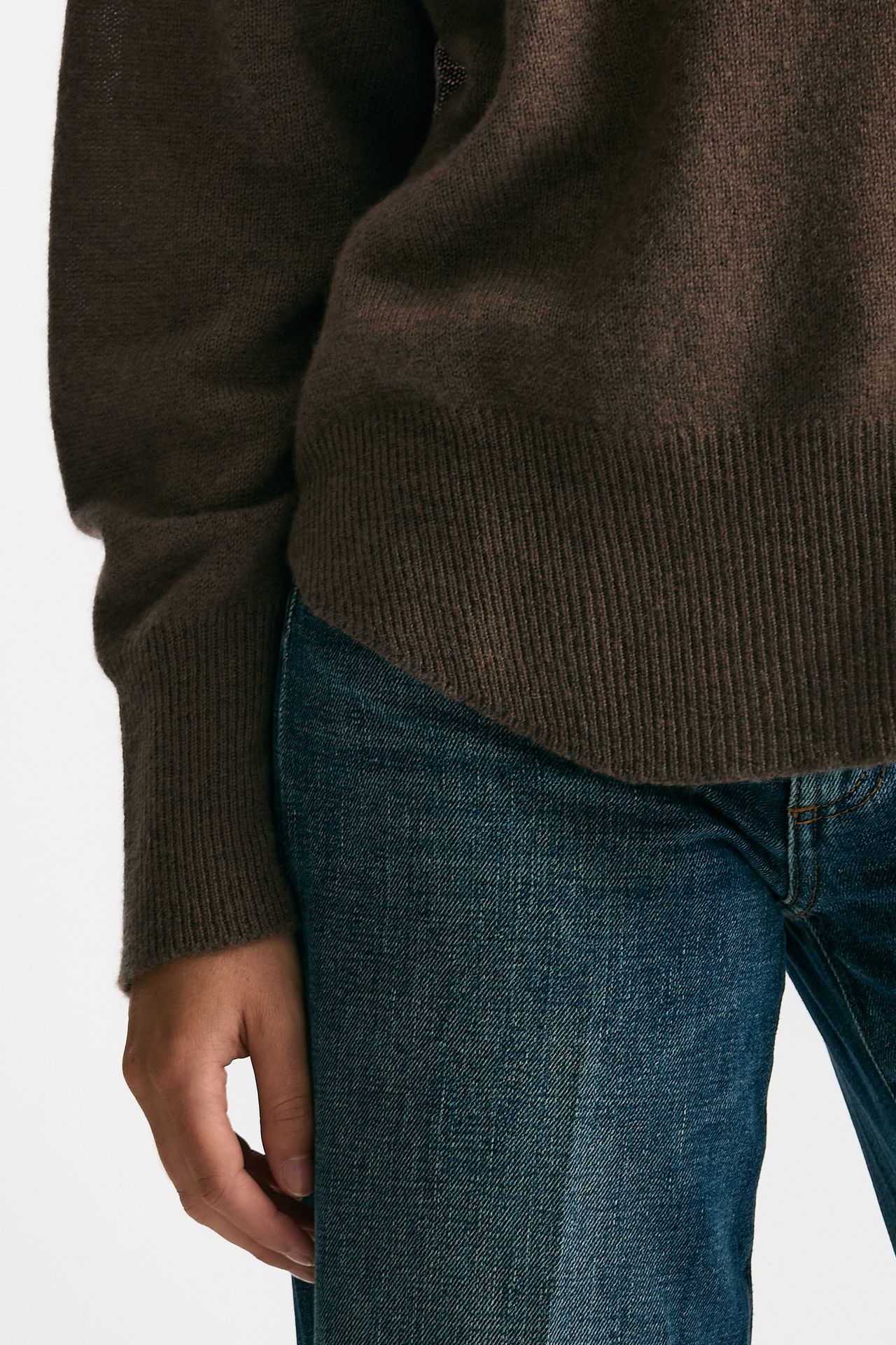 Maglia over in cashmere tortora scuro donna Trentatreundici - 6