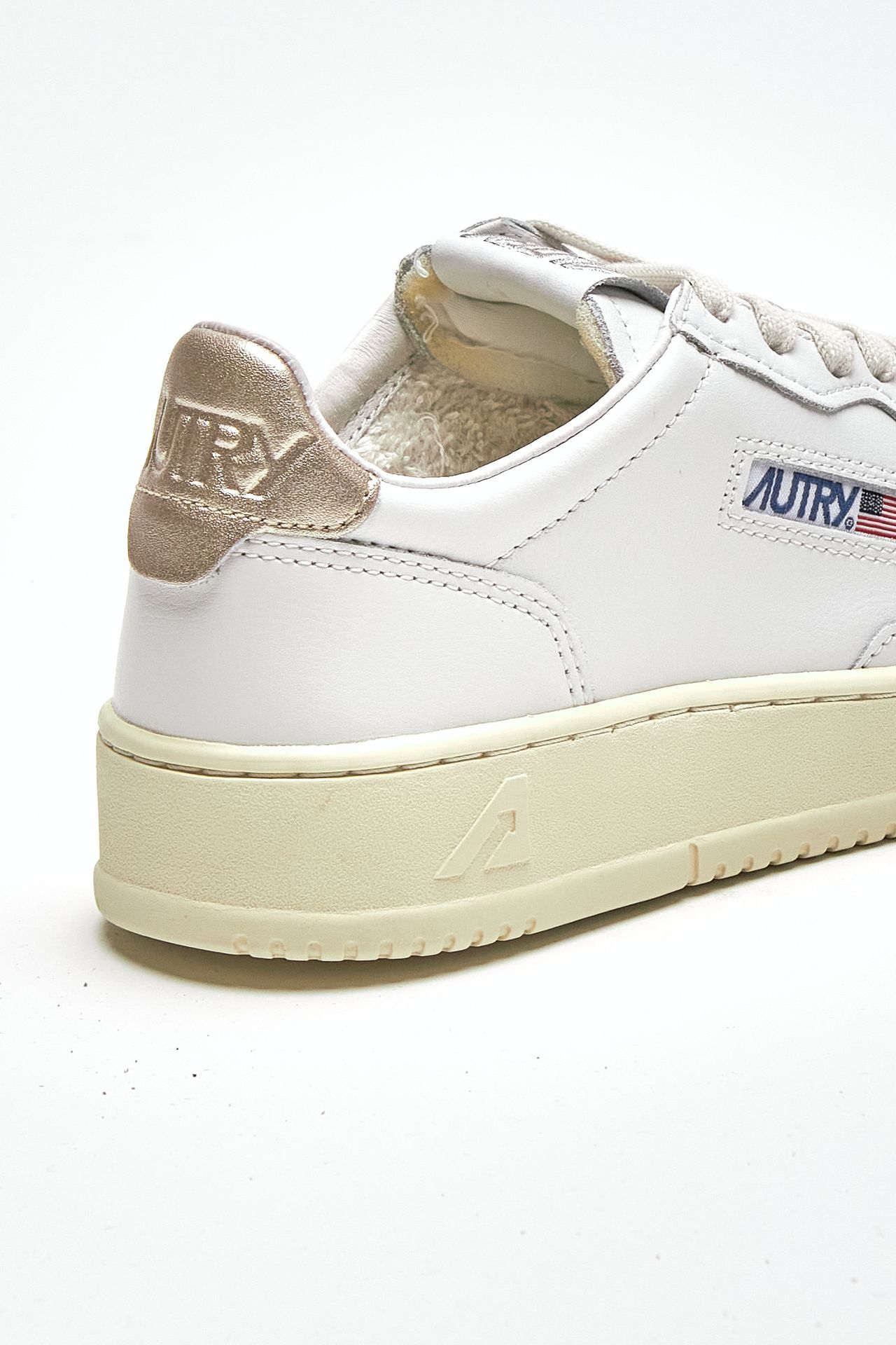 Sneakers MEDALIST LOW-AULW-LL06 in pelle donna Autry - 6