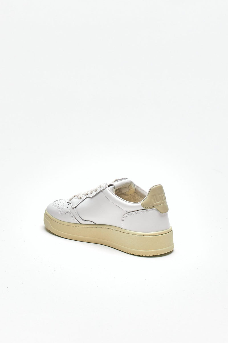 Sneakers MEDALIST LOW-AULW-LL87 in pelle donna Autry - 3