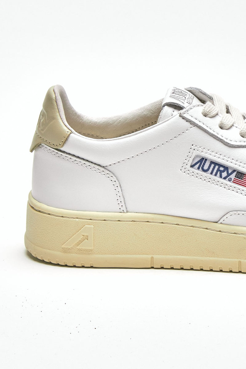 Sneakers MEDALIST LOW-AULW-LL87 in pelle donna Autry - 6