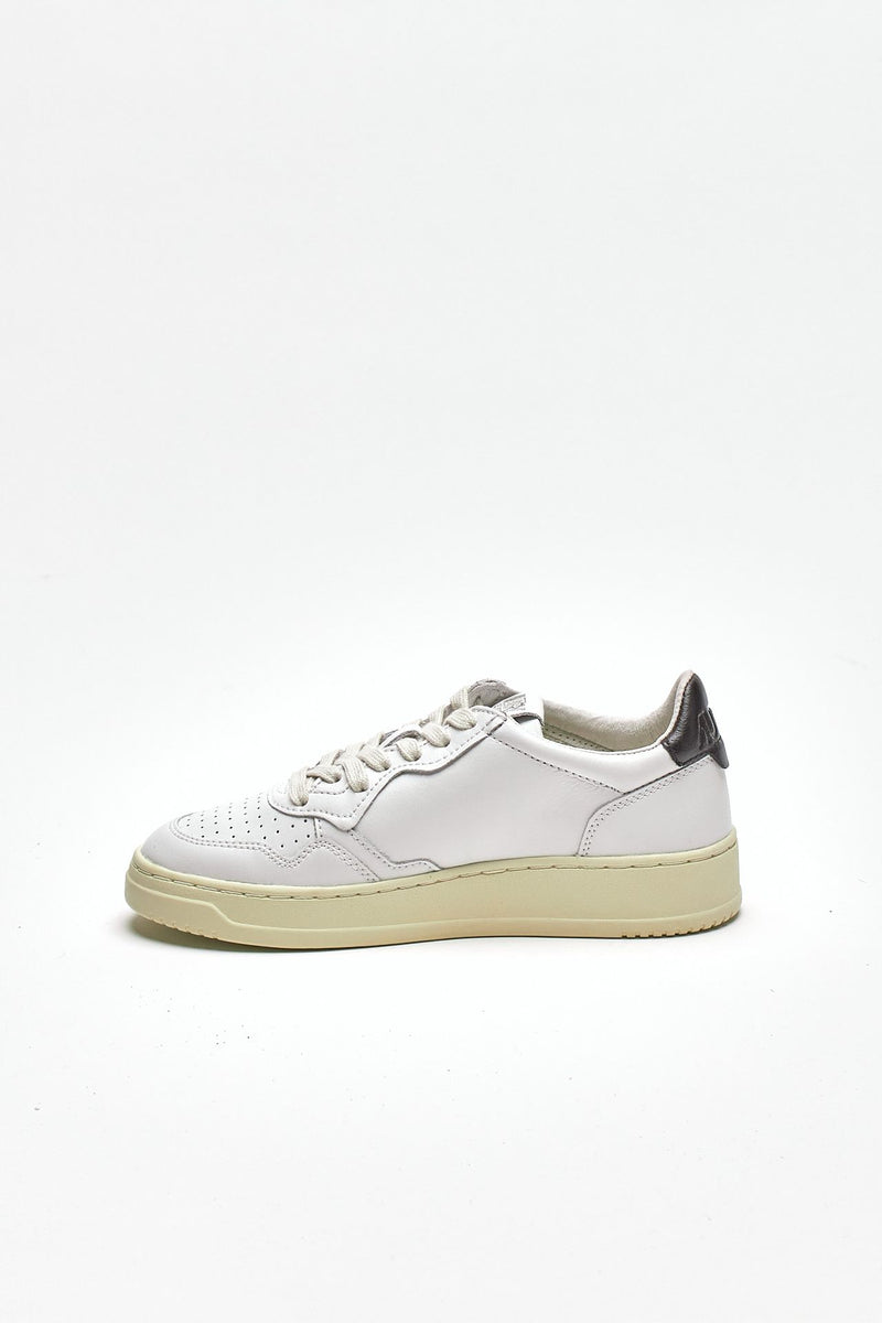 Sneakers MEDALIST LOW-AULW-LL22 in pelle donna Autry - 4