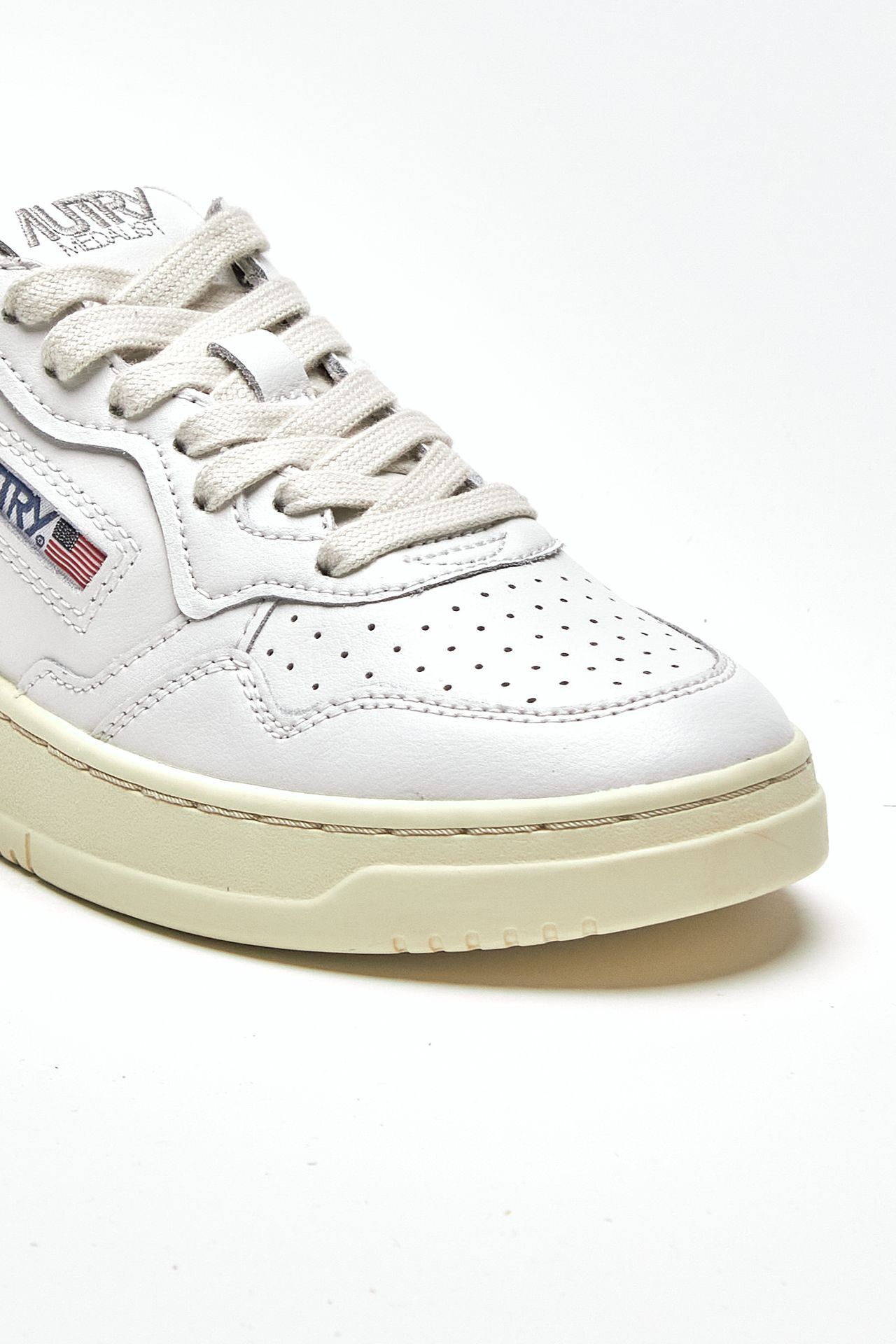 Sneakers MEDALIST LOW-AULW-LL15 in pelle donna Autry - 5