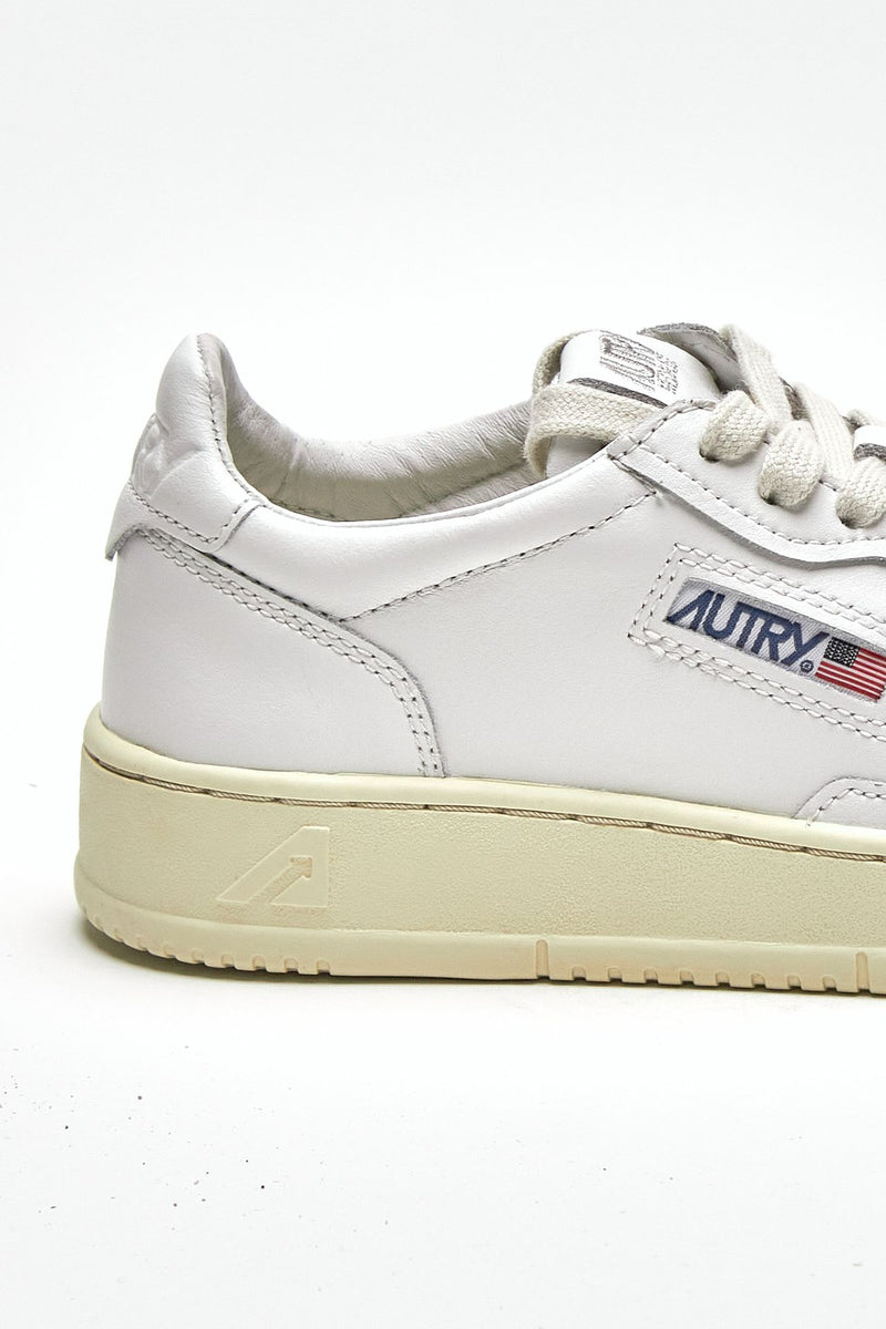 Sneakers MEDALIST LOW-AULW-LL15 in pelle donna Autry - 6