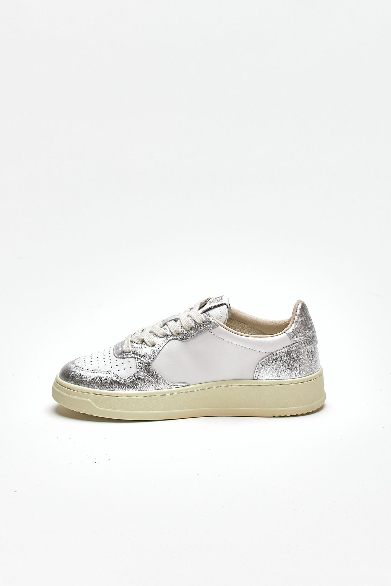 Sneakers MEDALIST LOW-AULW-WB18 in pelle donna Autry - 4