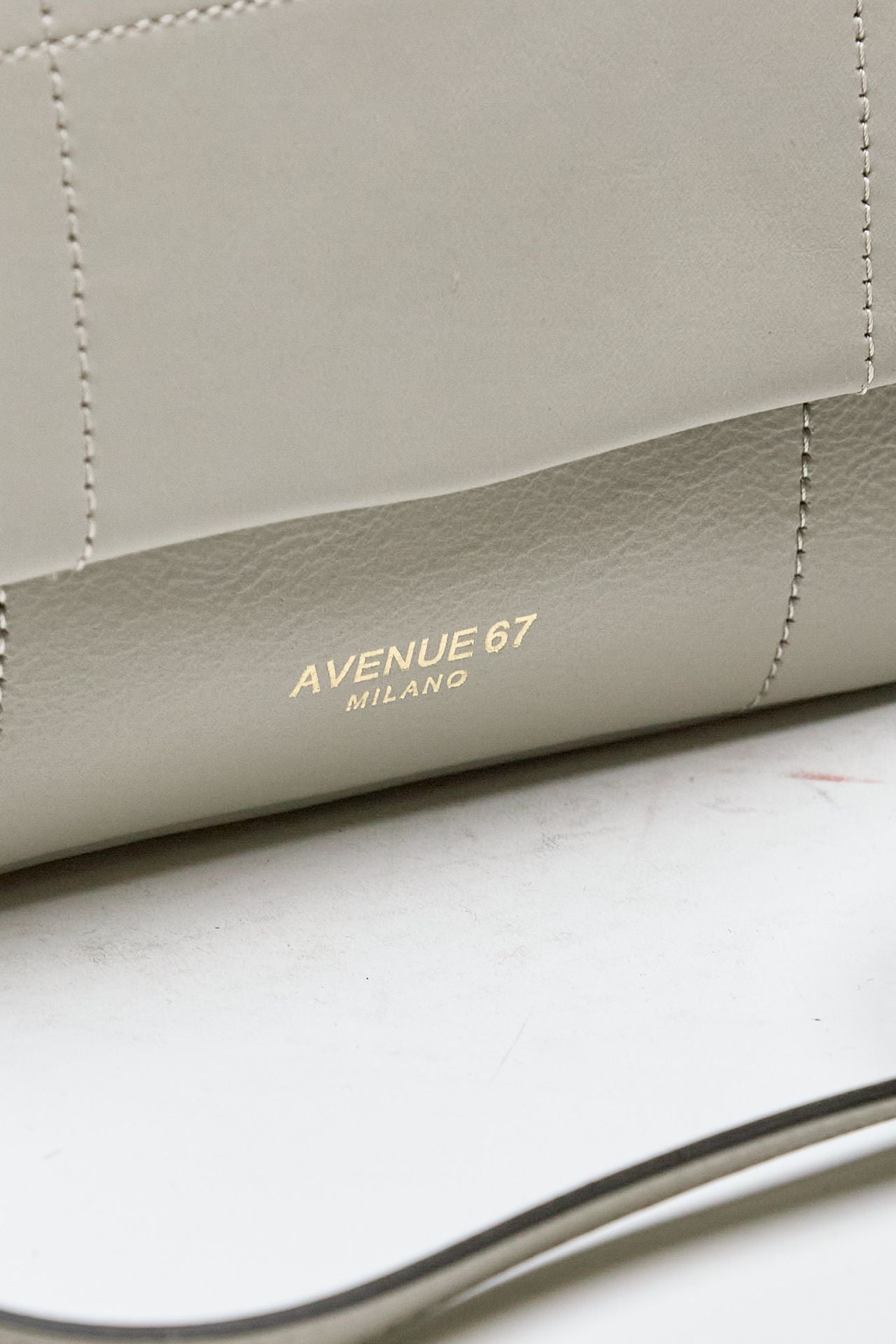 Borsa SMOOTH a mano in pelle perla donna Avenue 67 - 7