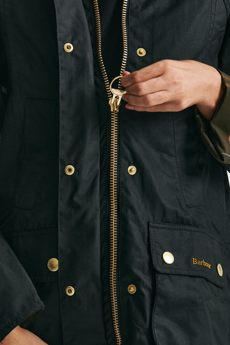 giubbino in cotone cerato beadnell modern wax nero donna Barbour - 7