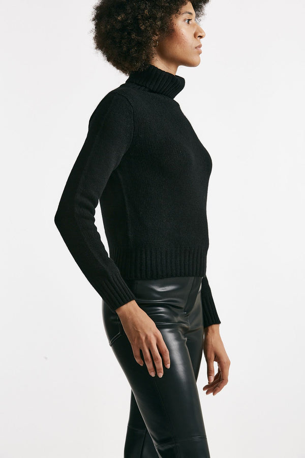 Maglia dolcevita slim in cachemire nero donna Be you