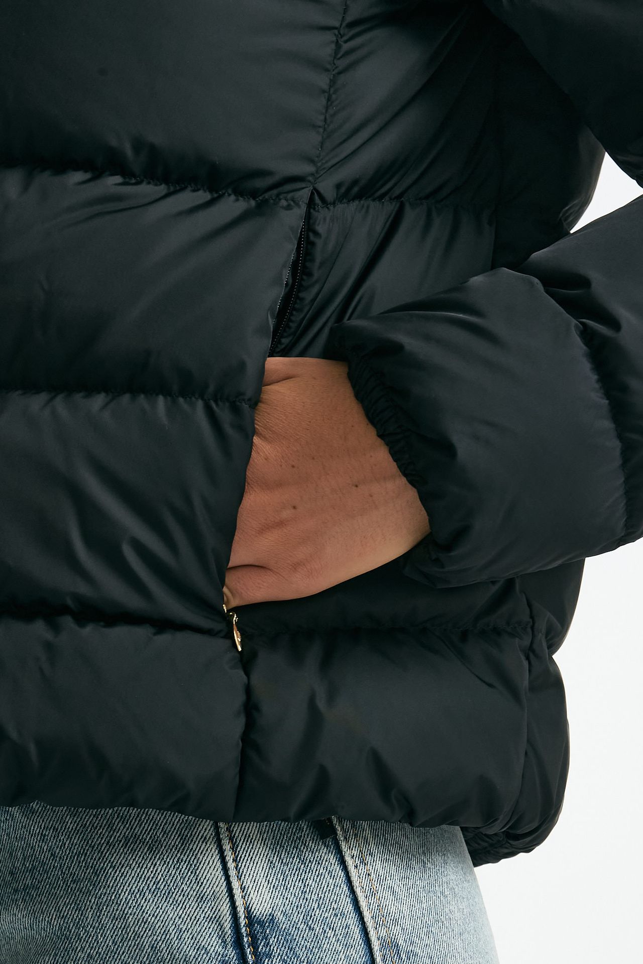 Piumino corto nero donna Herno - 8