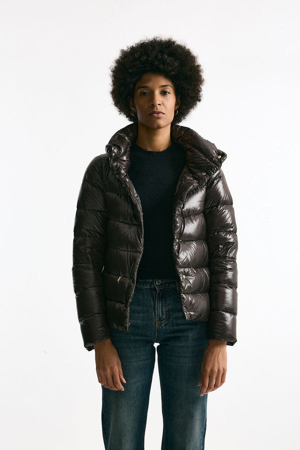 Piumino corto cioccolato donna Herno