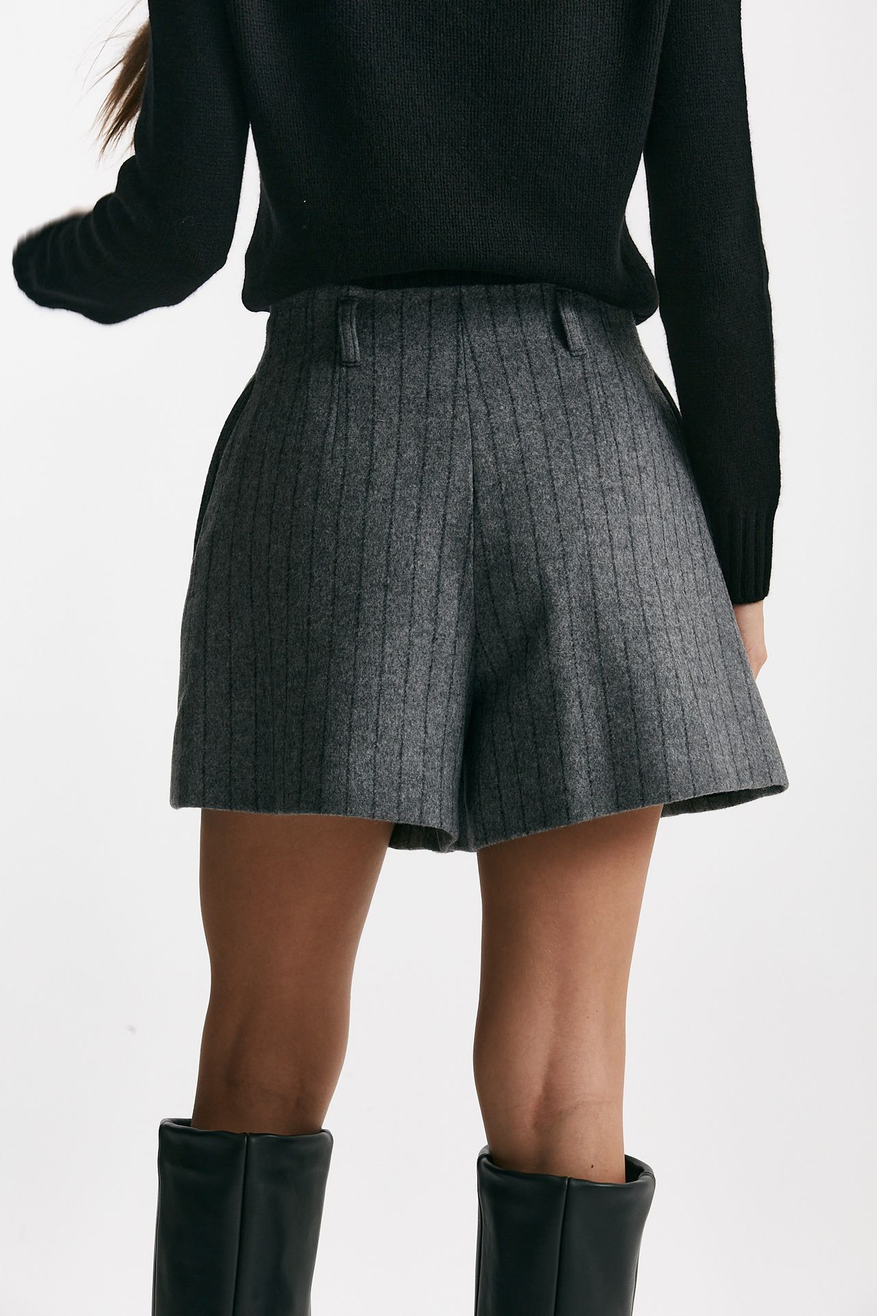 Bermuda vita alta gessati grigio donna Iro - 4