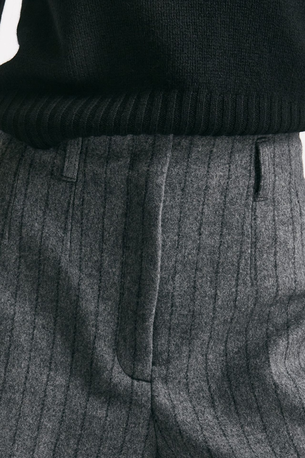 Bermuda vita alta gessati grigio donna Iro - 5