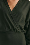 abito in maglia verde oliva donna Nude - 5