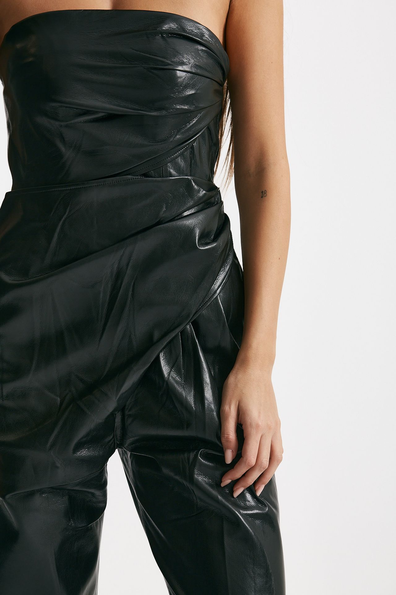 Tuta in ecopelle nero donna The andamane - 5