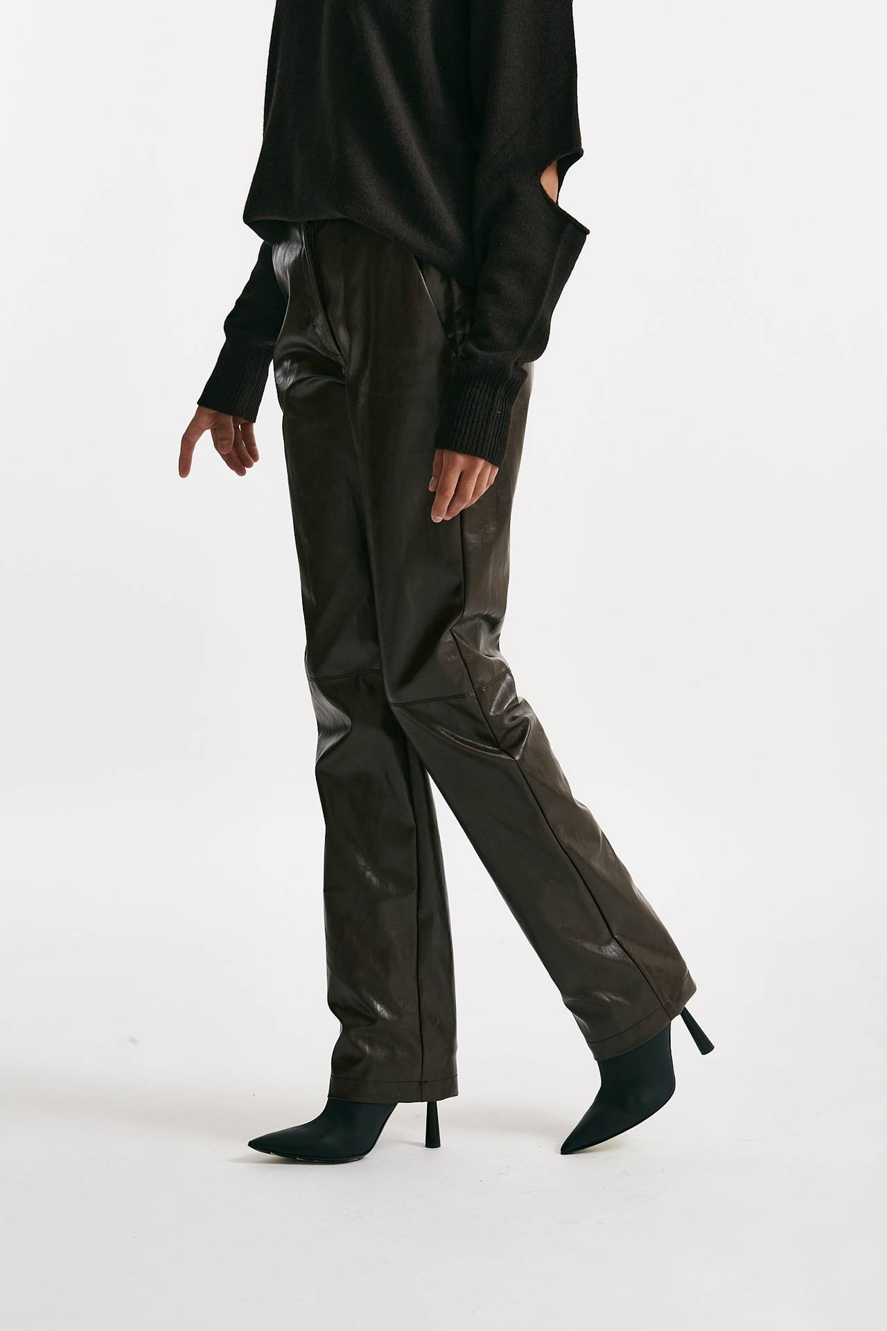 pantalone dritto in eco pelle cioccolato vita alta donna Federica tosi - 2