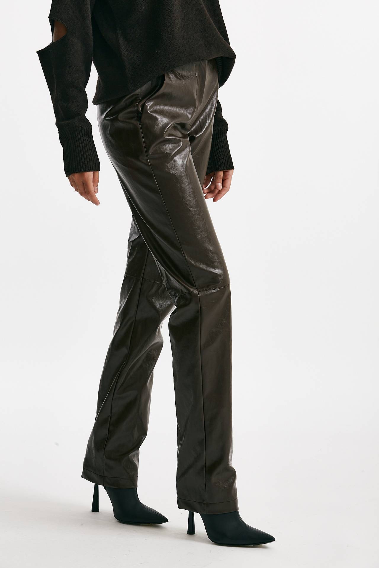 pantalone dritto in eco pelle cioccolato vita alta donna Federica tosi - 4