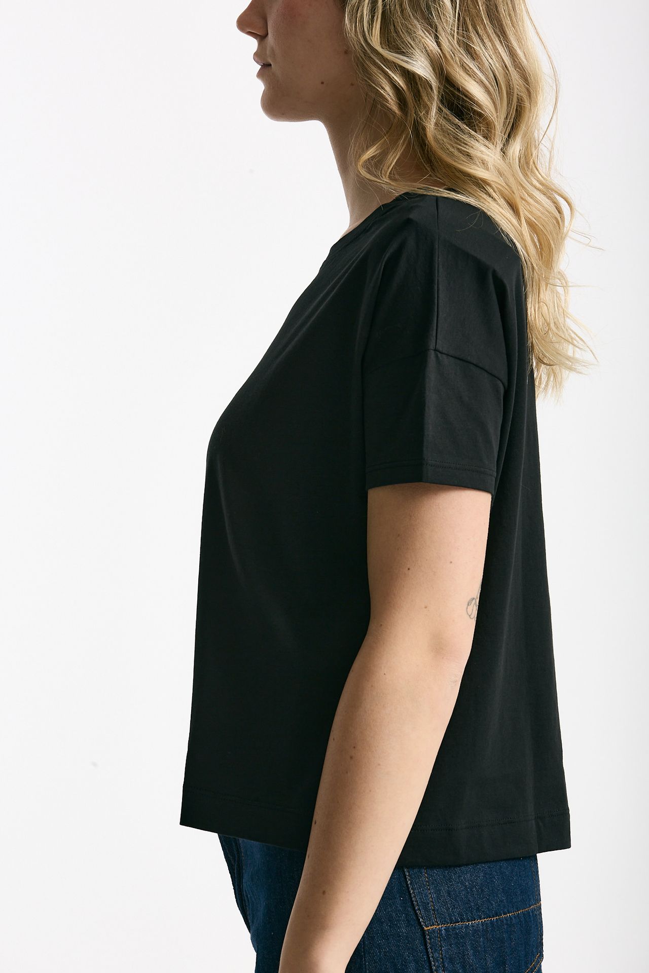 T-shirt scatolina AUDREY nero donna Anonym apparel - 2