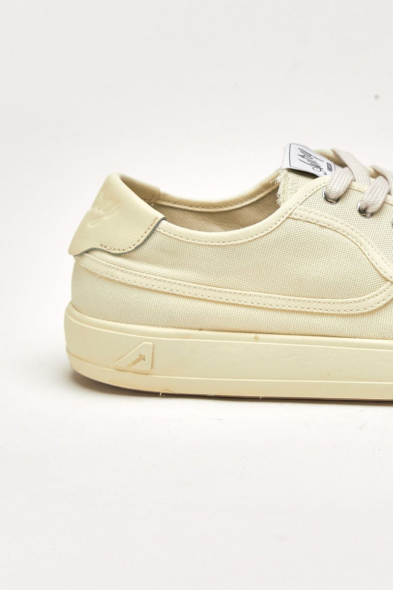 Sneakers SNEAKERS WINDSCAPE LOW in canvas crema donna Autry - 6