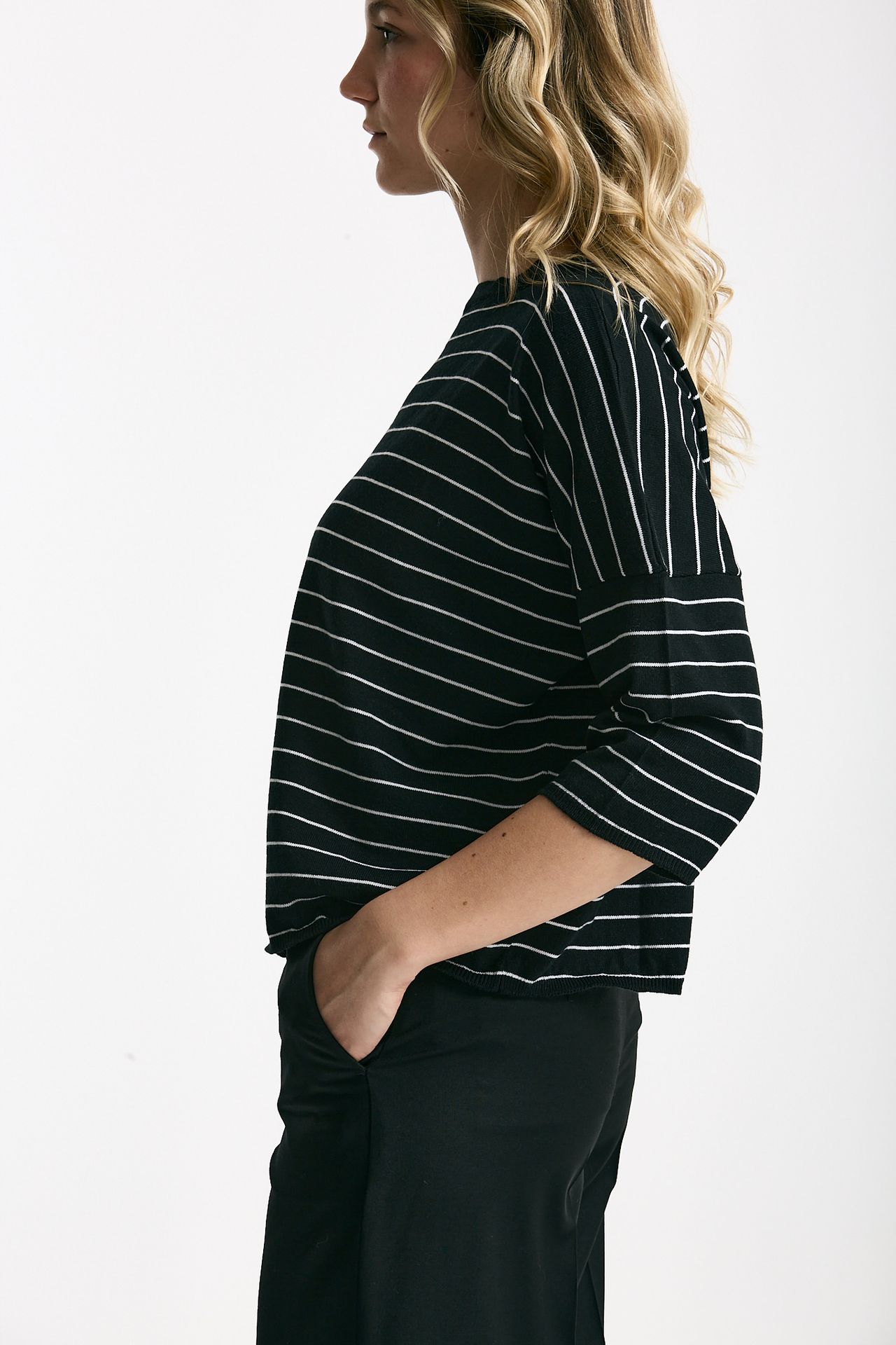 Maglia scatolina nero con riga bianca donna Be you - 4