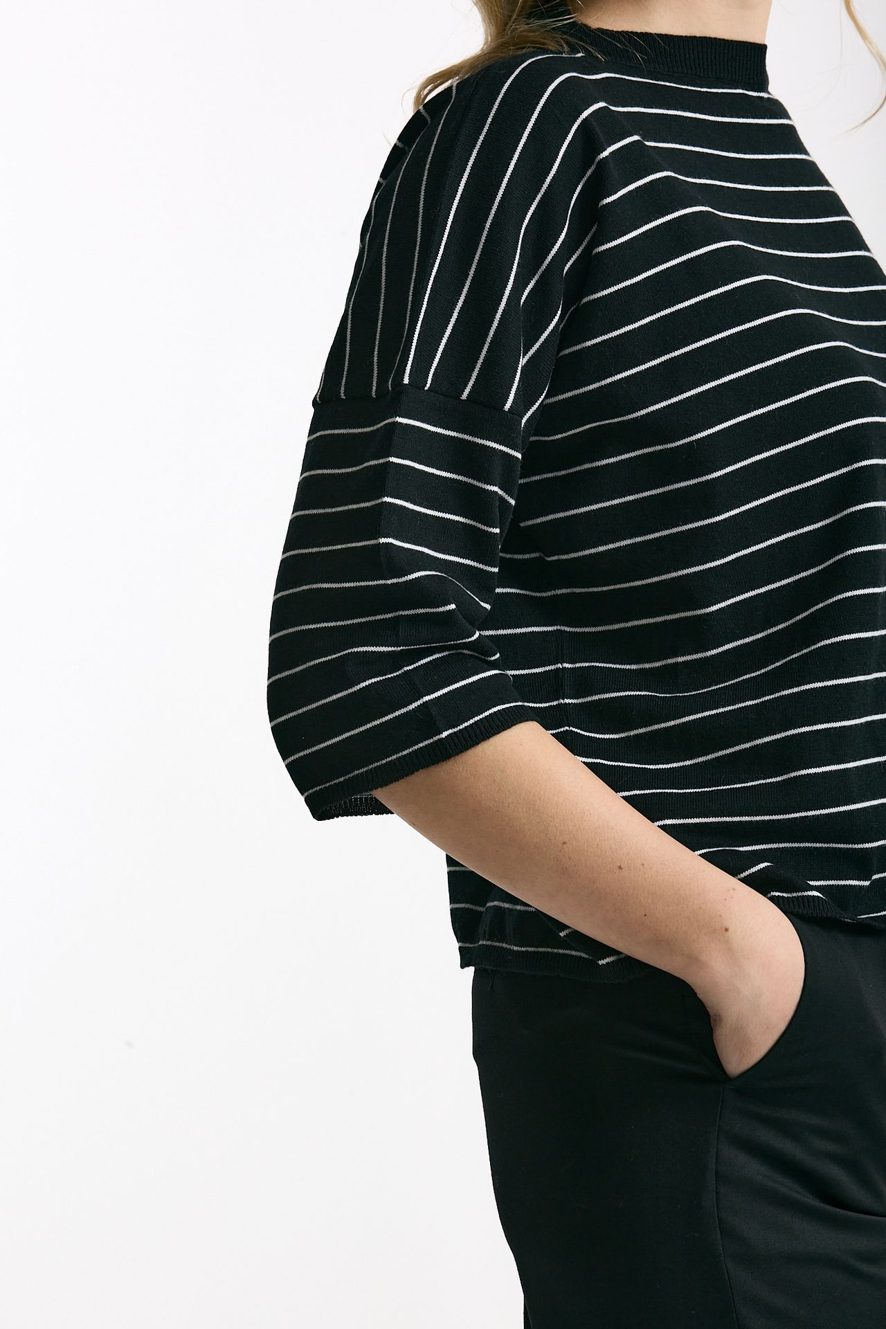 Maglia scatolina nero con riga bianca donna Be you - 6