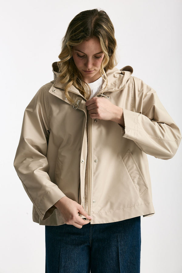 Giubbino corto in popeline tecnico beige donna Fay