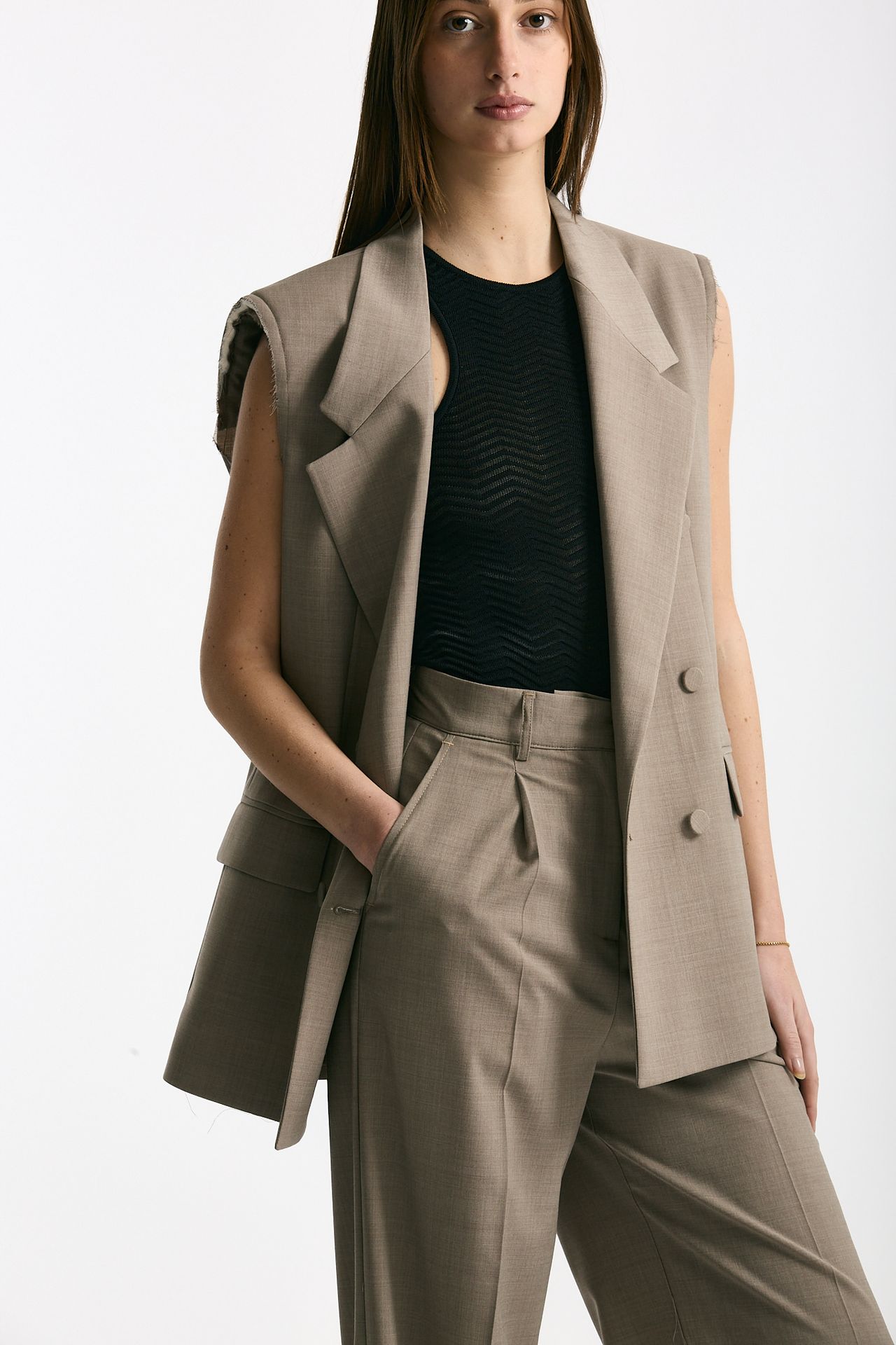 Blazer smanicato beige donna Marsēm - 5