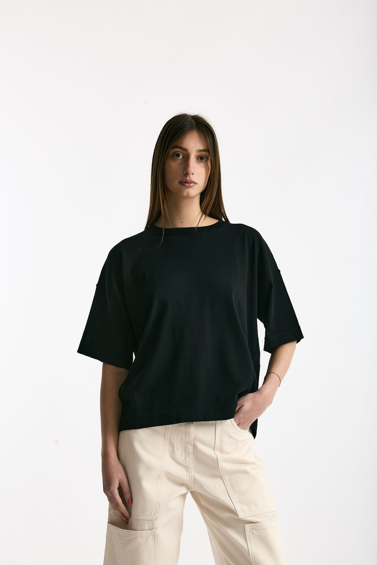 Maglia girocollo over nero donna Scaglione - 4