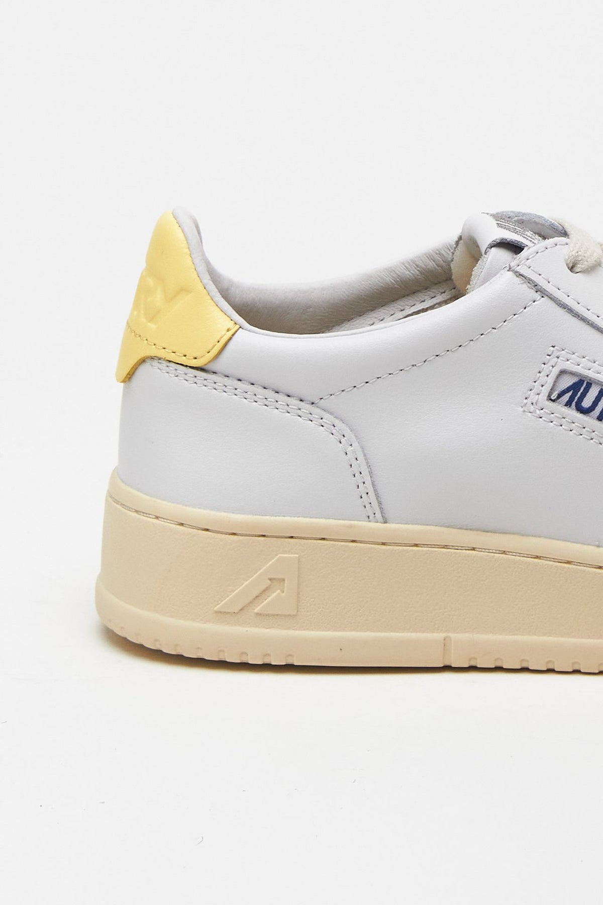 Sneakers MEDALIST LOW-AULW-LL09 in pelle (Copia) donna Autry - 6