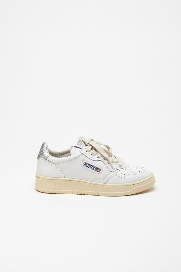 Sneakers MEDALIST LOW-AULW-LL05 in pelle donna Autry