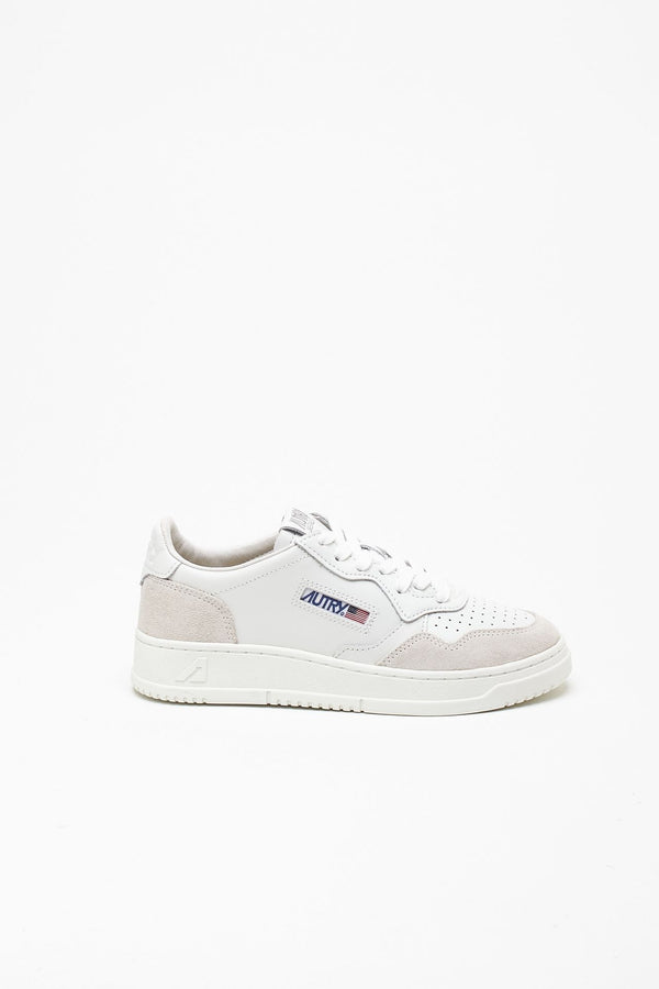 Sneakers MEDALIST LOW-AULW-LS30 in pelle donna Autry