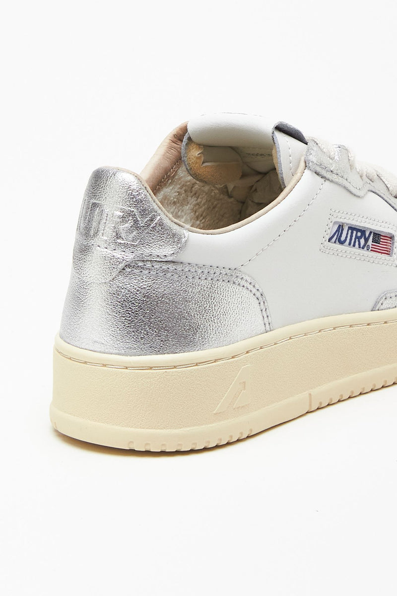Sneakers MEDALIST LOW BICOLOR-AVLW-WB18 in pelle donna Autry - 7