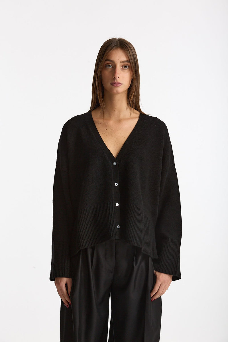 Cardigan over in cashmere a due fili nero donna Be you - 2