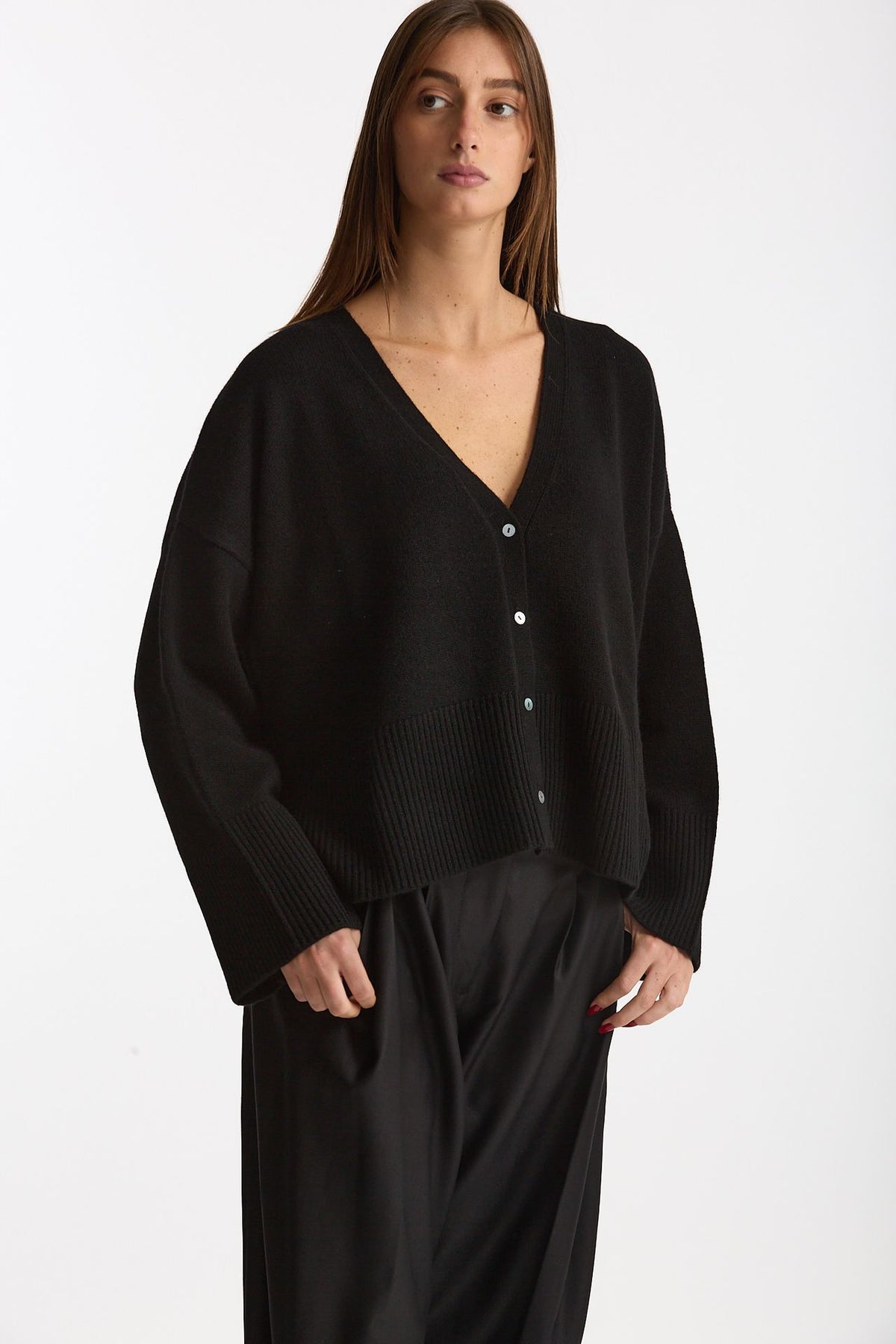 Cardigan over in cashmere a due fili nero donna Be you - 3