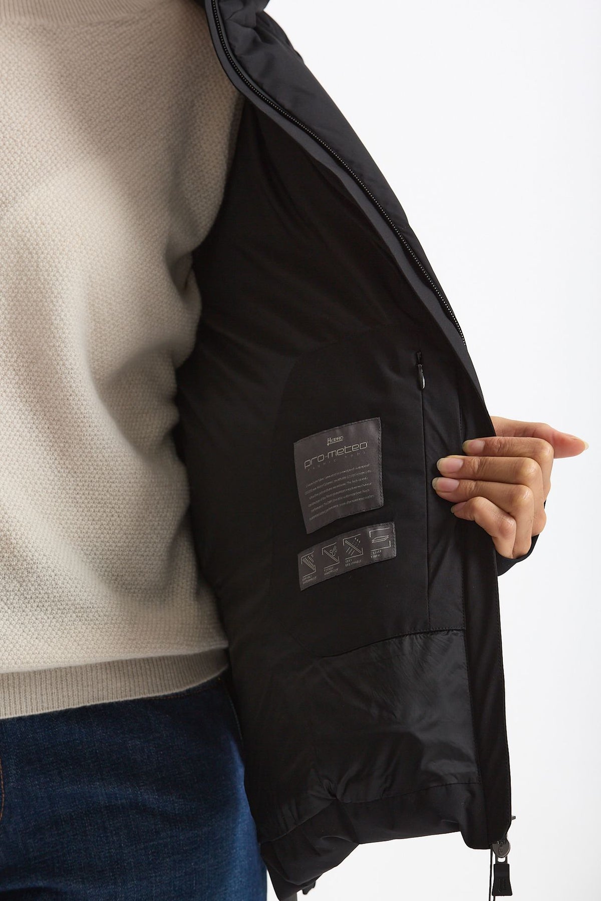Piumino corto windstopper nero opaco donna Herno - 6