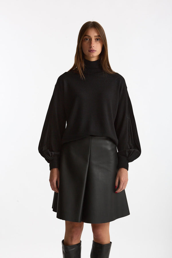 Maglia dolcevita maniche a sbuffo nero donna Nude