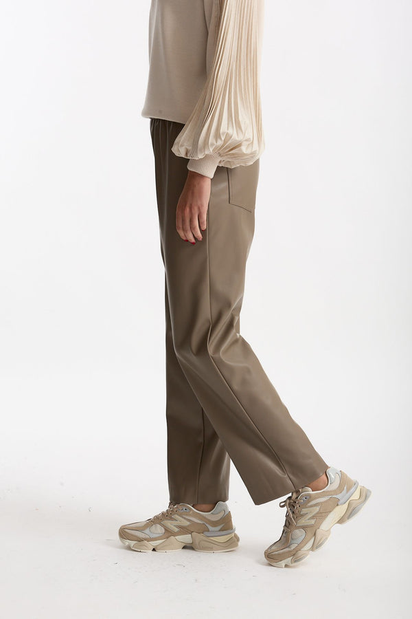 Pantalone dritto ecopelle taupe donna Nude