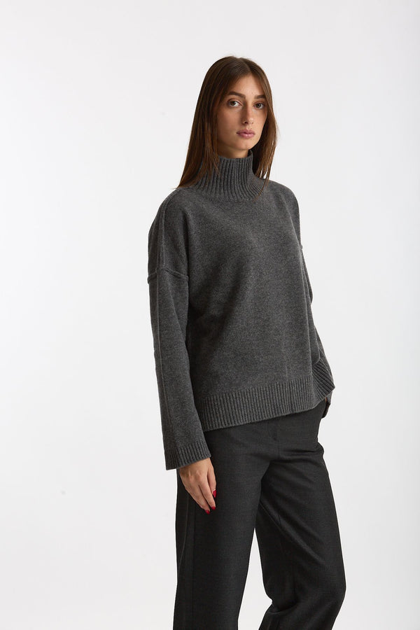 Maglia over dolcevita grigio antracite donna Scaglione