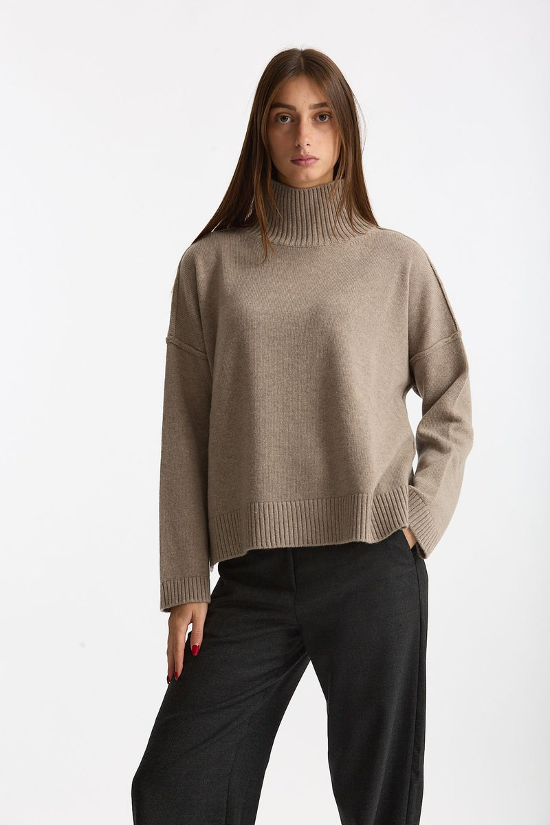 Maglia over dolcevita beige donna Scaglione - 1