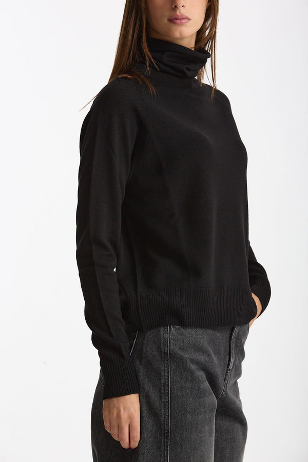Dolcevita in lana rasata nero donna Scaglione