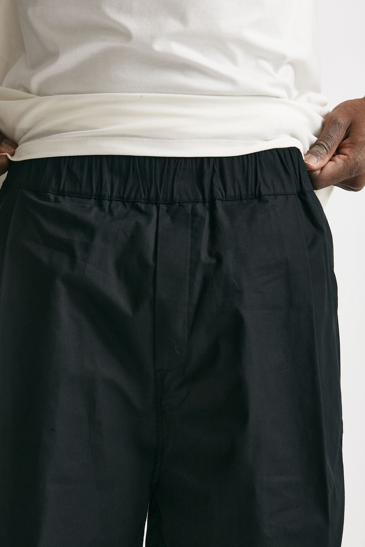 bermuda gamba ampia in cotone nero uomo Laneus - 5