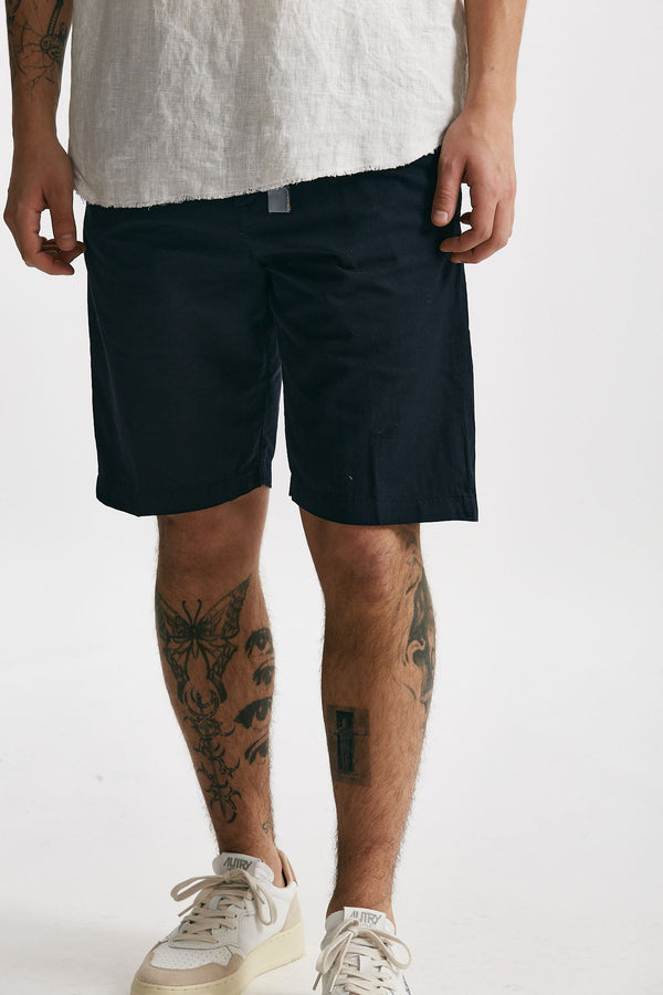 bermuda in cotone e lino stretch blu uomo White sand