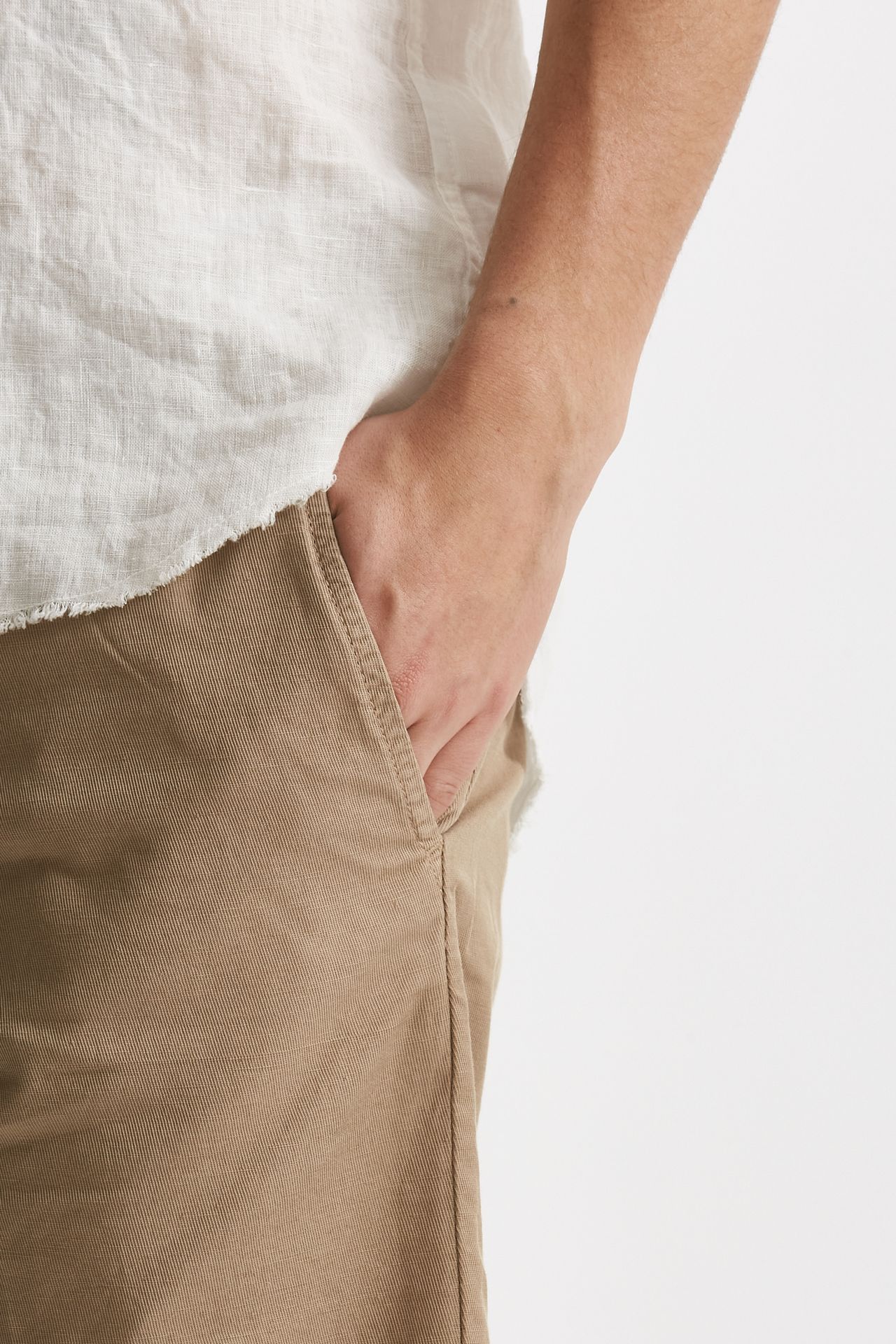 bermuda in cotone e lino stretch beige uomo White sand - 5