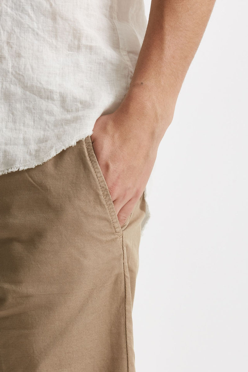 bermuda in cotone e lino stretch beige uomo White sand - 5