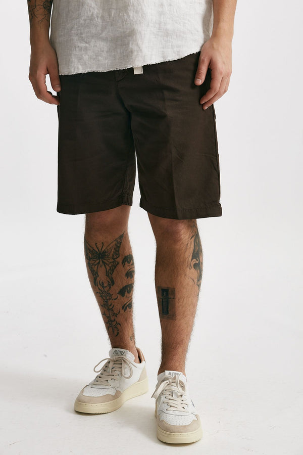bermuda in cotone e lino stretch marrone uomo White sand
