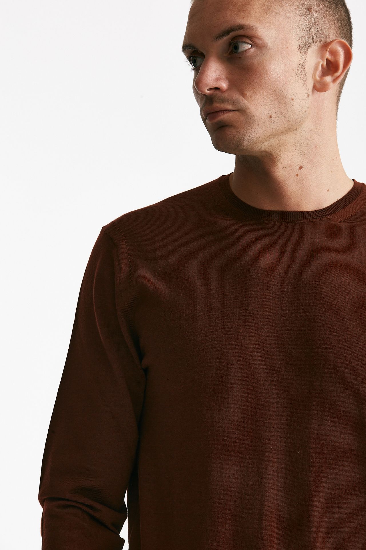 maglia girocollo in lana rasata mattone uomo Hosio - 5