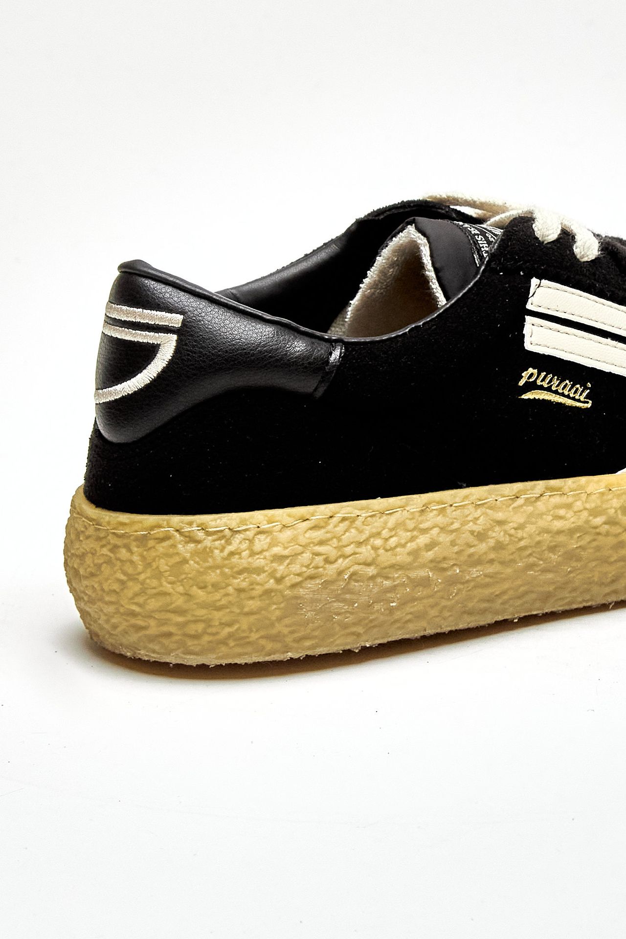 Sneaker 1.01 FURIA vintage in pelle scamosciata vegana nero uomo Puraai - 7