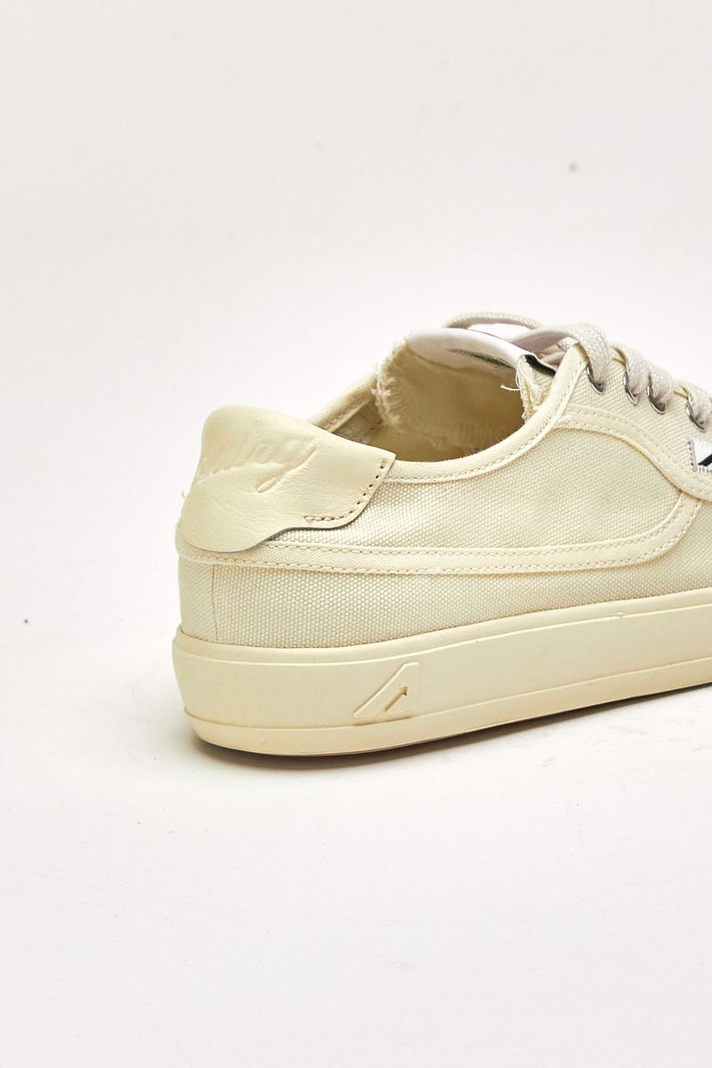 Sneakers SNEAKERS WINDSCAPE LOW in canvas crema uomo Autry - 7
