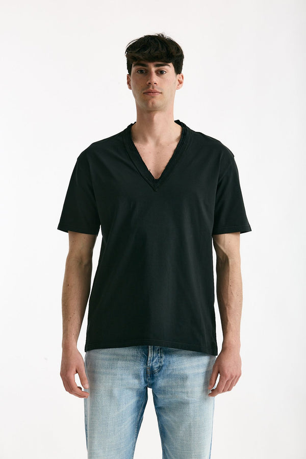 T-shirt Scollo a V nero uomo Grifoni
